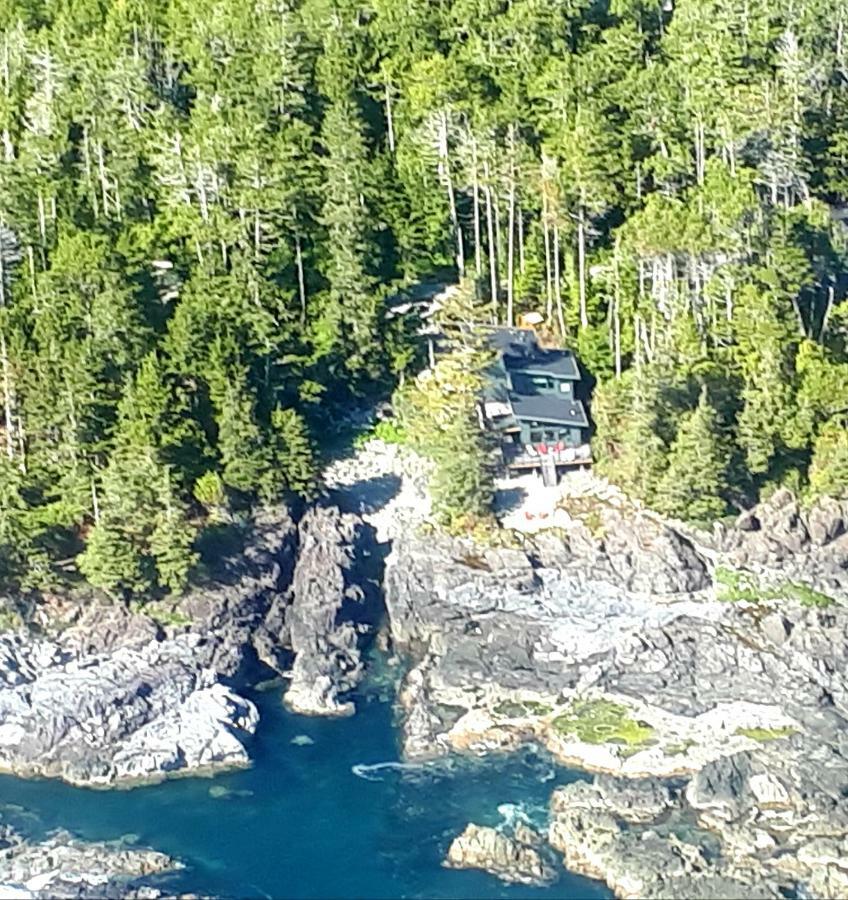 Odyssey Shores Guest Suite Ucluelet Exterior foto